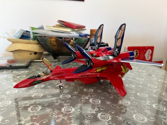 超时空要塞7 VF-19改(热气·巴萨拉机) +喇叭