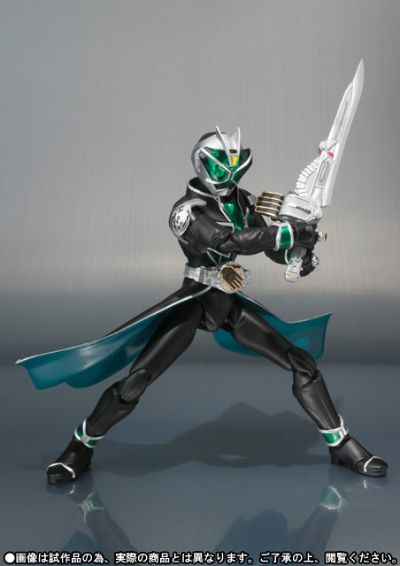 S.H.Figuarts 假面骑士巫骑 飓风形态