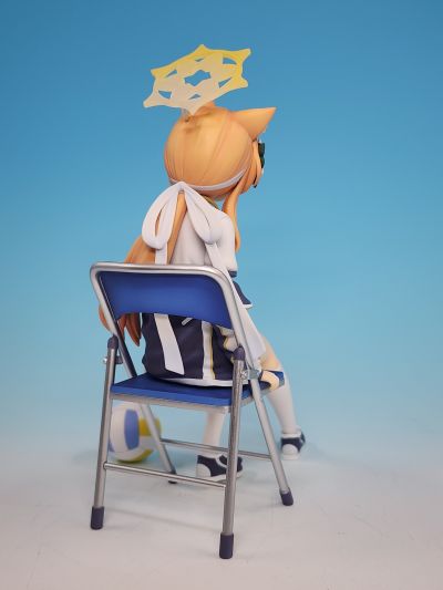 蔚蓝档案 伊落玛丽 体操服 纪念大厅版