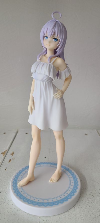 不时用俄语小声说真心话的邻桌艾莉同学动画版 Luminasta “艾莉”连衣裙