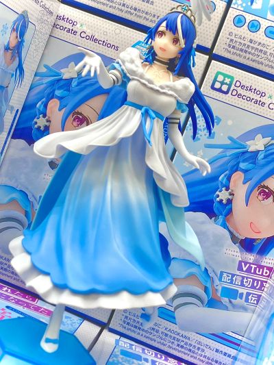 身为VTuber的我因为忘记关台而成了传说动画版 Desktop×Decorate Collections“心音淡雪”