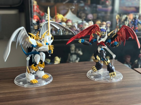 S.H.Figuarts 帝皇龙兽（圣骑士形态）