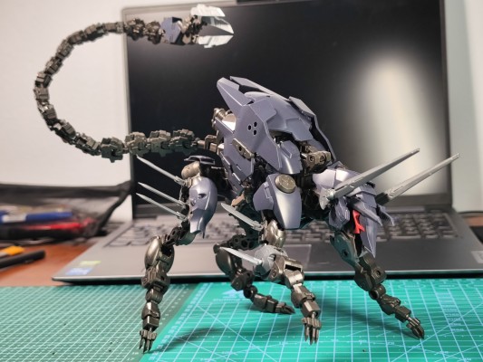 六角机牙 WEIRD TAILS 暗夜追踪者式样