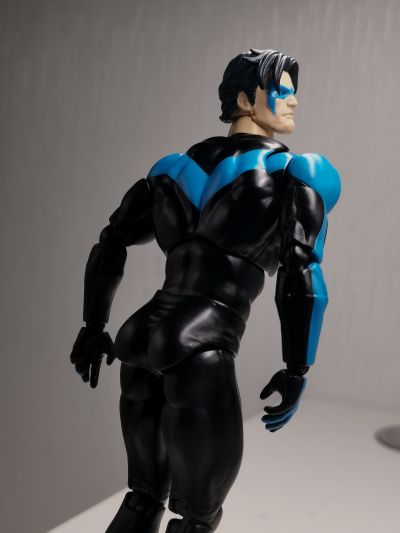 MAFEX No.126 MAFEX 蝙蝠侠“缄默”黑色Ver.