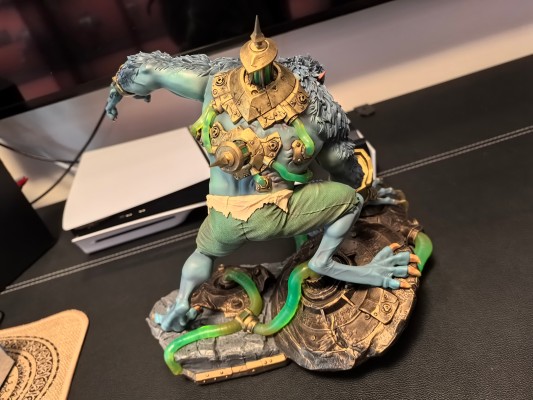 英雄联盟 双城之战 沃里克 1/7比例雕像