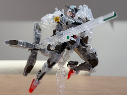 HG 高达基地限定 异灵高达【透明配色】