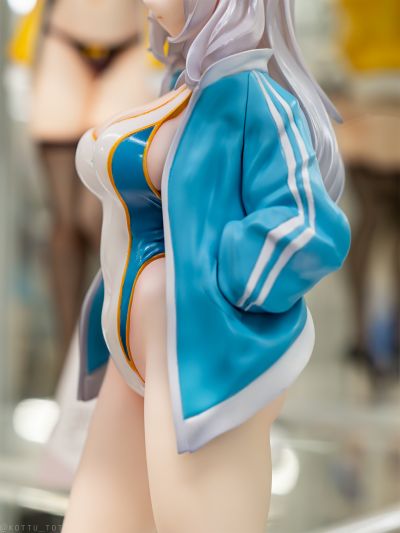 -樱- 傲娇游泳部经理小鞠