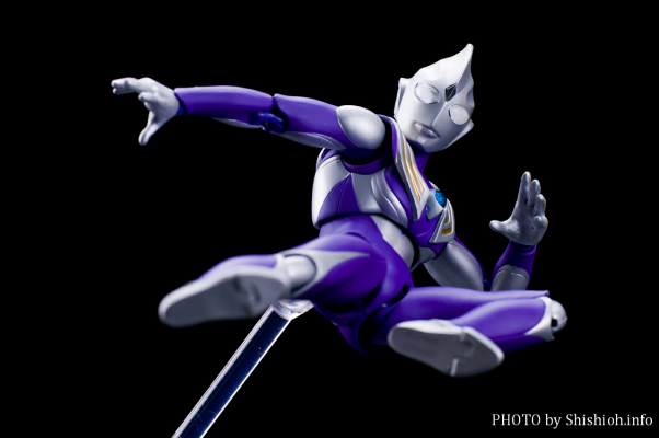 ULTRA-ACT 迪迦奥特曼 空中型+强力型