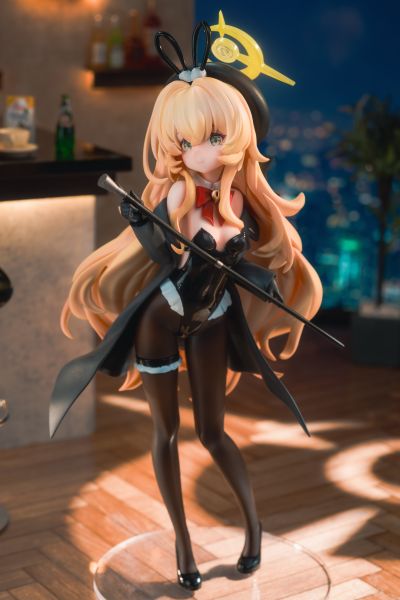 蔚蓝档案 笑脸教授