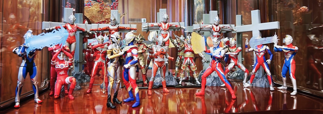 奥特曼55周年纪念雕像——奥特曼