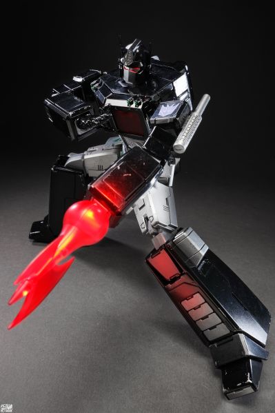 AMK PRO系列 变形金刚：G1 暗黑擎天柱 新涂装版