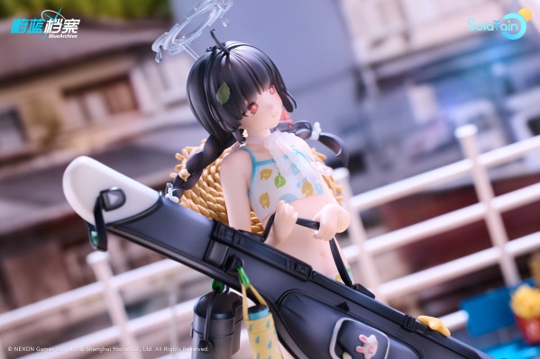 蔚蓝档案 霞泽美游（泳装）