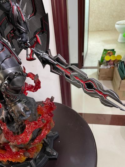 蝙蝠侠漫画 地狱蝙蝠装甲 JOSH NIZZI版