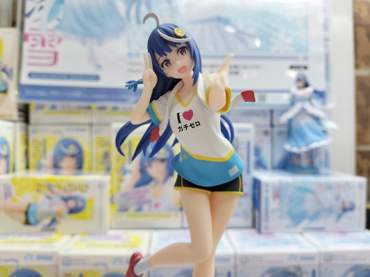 身为VTuber的我因为忘记关台而成了传说动画版 Desktop×Decorate Collections“心音淡雪”