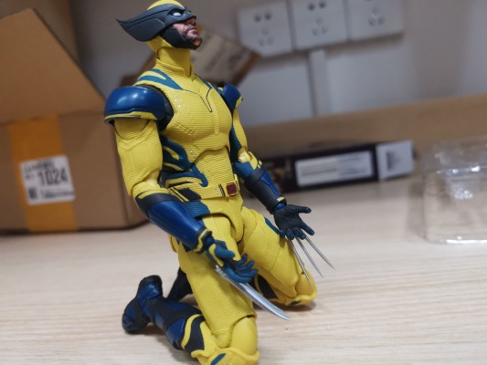 S.H.Figuarts 金刚狼（死侍与金刚狼）