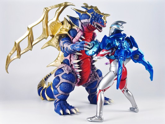 S.H.Figuarts 皓月装甲