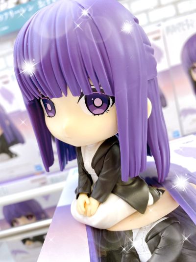 葬送的芙莉莲 坐姿人偶-芙莉莲-