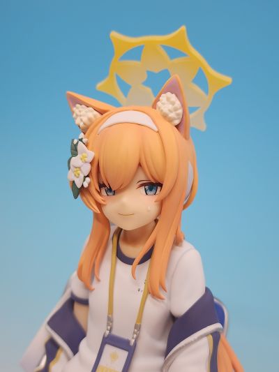 蔚蓝档案 伊落玛丽 体操服 纪念大厅版