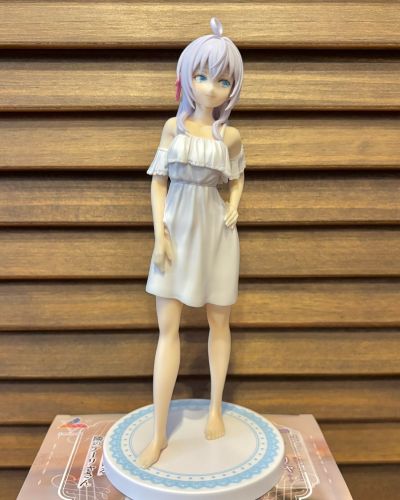 不时用俄语小声说真心话的邻桌艾莉同学动画版 Luminasta “艾莉”连衣裙