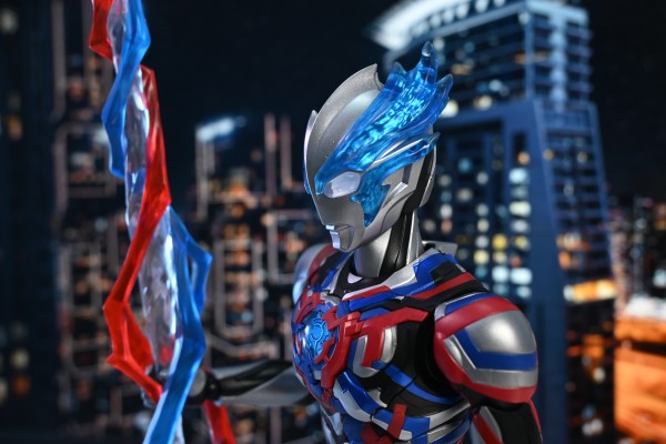 布鲁可积木人  奥特名鉴传奇版 布莱泽奥特曼 法多兰盔甲