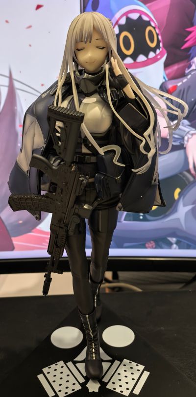 少女前线 AK-12