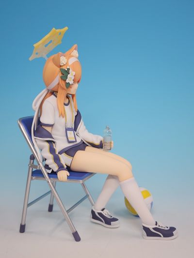 蔚蓝档案 伊落玛丽 体操服 纪念大厅版