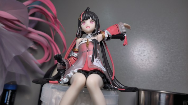 战双：帕弥什 泡面压人偶 -蒲牢·华钟 赤锦洄梦-