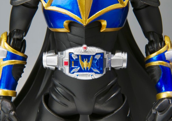 S.H.Figuarts  假面骑士夜骑生存形态