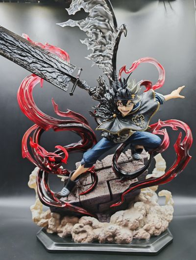 CMBC-01 黑色四叶草 阿斯塔