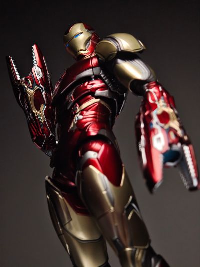 3Z0250 DLX 漫威无限传奇 钢铁侠 85号装甲