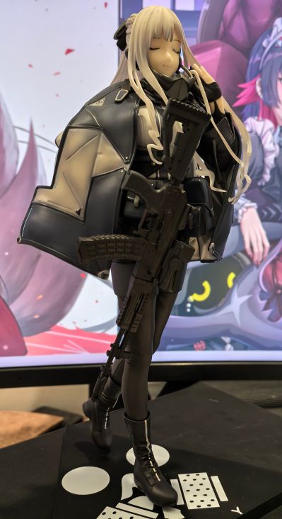 少女前线 AK-12