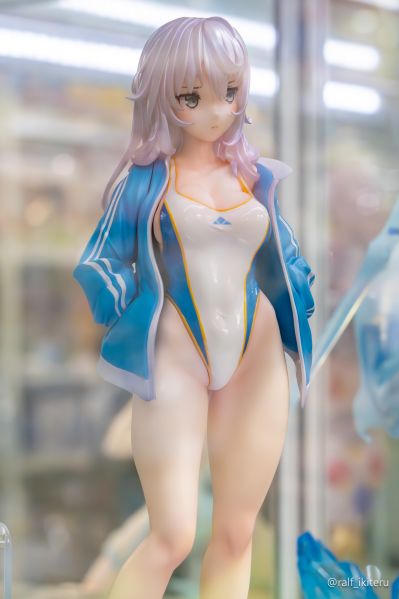 -樱- 傲娇游泳部经理小鞠