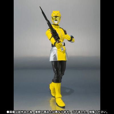 S.H.Figuarts 黄色捍卫者与兔田·蕾塔丝（暂译）