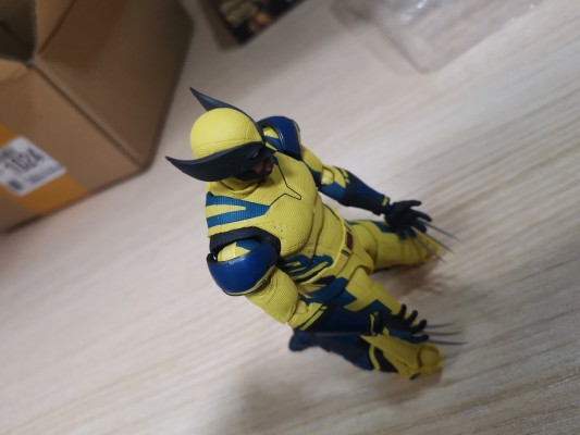 S.H.Figuarts 金刚狼（死侍与金刚狼）