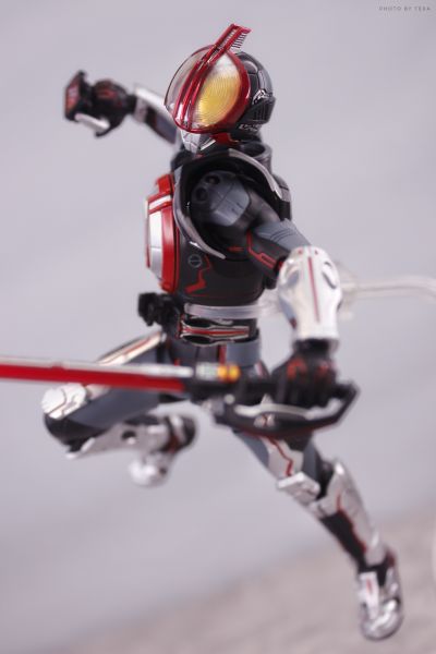 S.H.Figuarts(真骨雕制法)    假面骑士次世代555（暂译）
