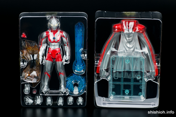 ULTRA-ACT ブラザーズマントSET 『奥特曼系列』より