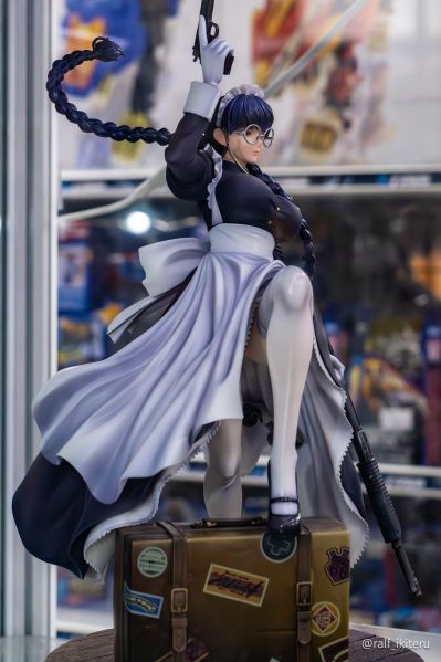 黑礁 罗贝尔特 恶梦女仆