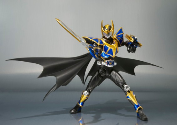 S.H.Figuarts  假面骑士夜骑生存形态