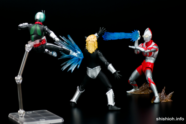 ULTRA-ACT ブラザーズマントSET 『奥特曼系列』より