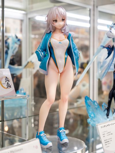 -樱- 傲娇游泳部经理小鞠