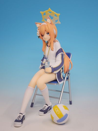 蔚蓝档案 伊落玛丽 体操服 纪念大厅版