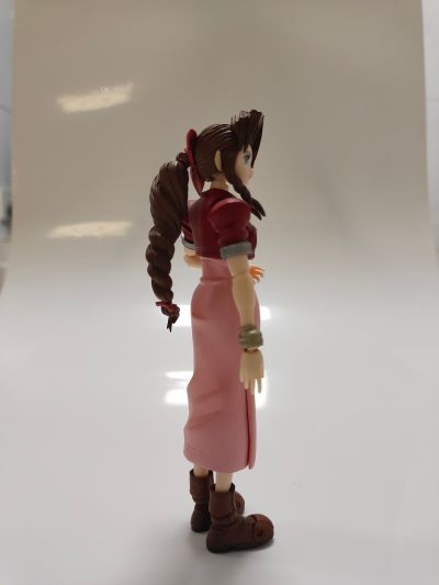 最终幻想7 BRING ARTS  爱丽丝·盖恩斯巴勒