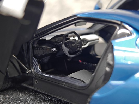 1/18 福特 GT 2017 白色