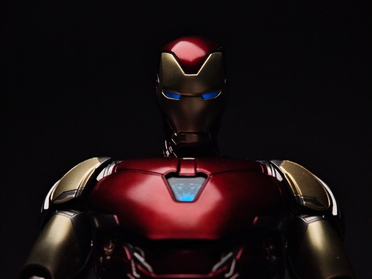 3Z0250 DLX 漫威无限传奇 钢铁侠 85号装甲