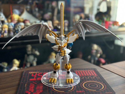 S.H.Figuarts 帝皇龙兽（圣骑士形态）