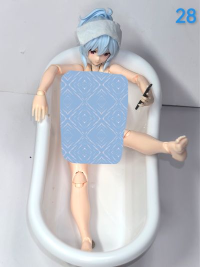 女怪人下班后的私密兴趣