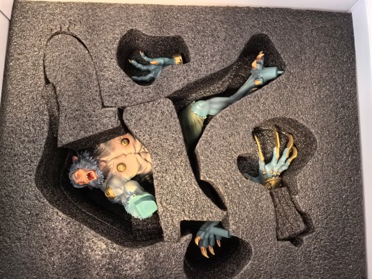 英雄联盟 双城之战 沃里克 1/7比例雕像