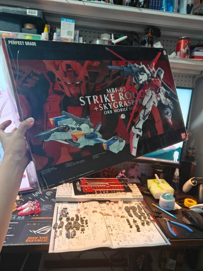 PG 1/60 机动战士高达SEED MBF-02+AQM/E+X01 空战嫣红强袭高达 ＆ FX-550 空中霸王