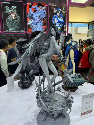 BGS 1/4雕像系列 笼中雀