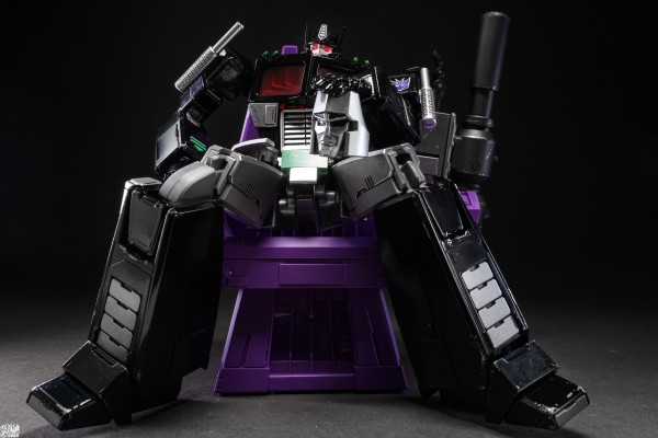 AMK PRO系列 变形金刚：G1 暗黑擎天柱 新涂装版